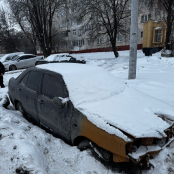 У Тернополі розшукують власника покинутого авто на вулиці Лесі Українки