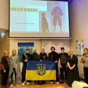 На модному показі в Італії студенти тернопільського училища презентували колекцію одягу «NESKORENI»